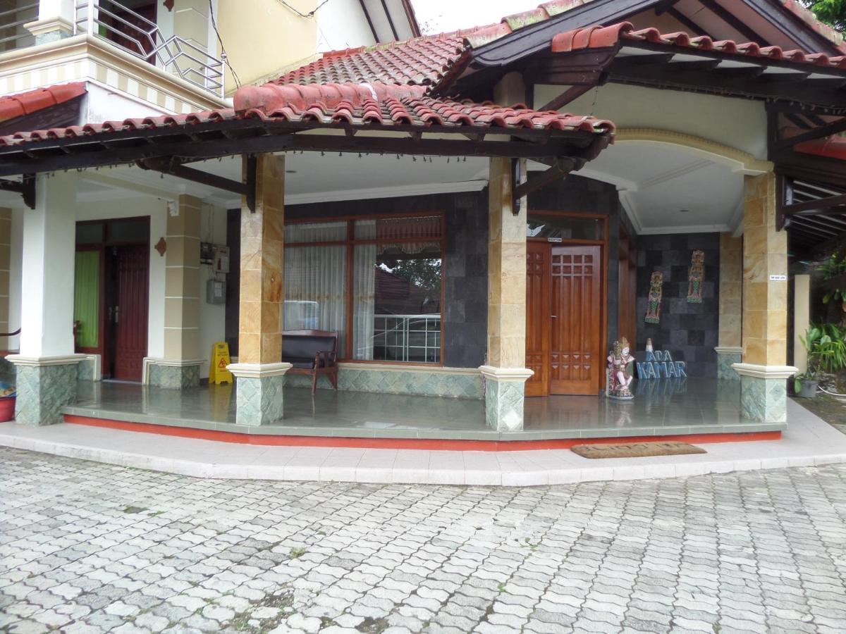 Sukapura Permai Hotel Lambangkuning Extérieur photo