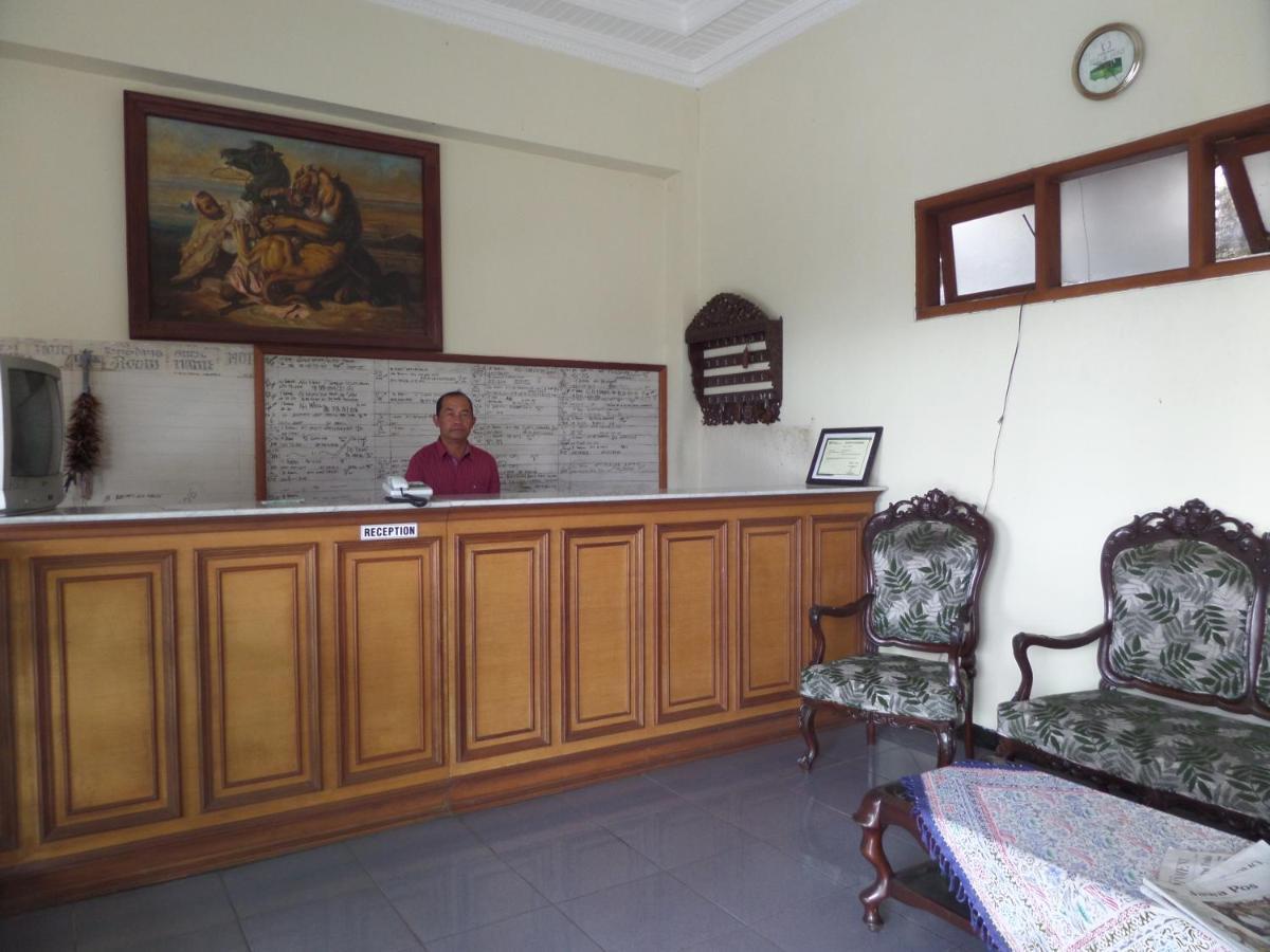 Sukapura Permai Hotel Lambangkuning Extérieur photo