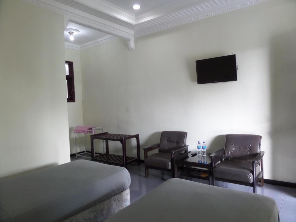 Sukapura Permai Hotel Lambangkuning Extérieur photo